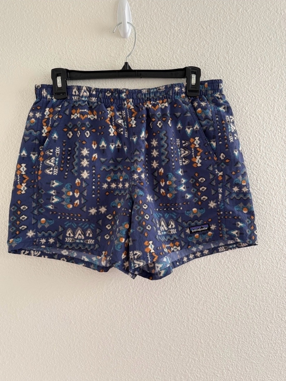 Patagonia Baggies Shorts Women’s Medium Blue Aztec Print NetPlus 5” - Picture 2 of 3